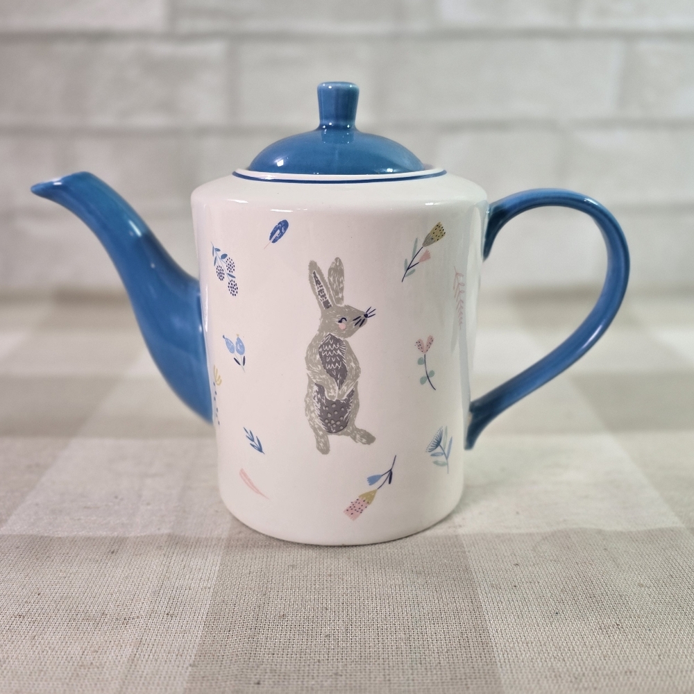 Grace Fine Porcelain Bunny Rabbit Blue & White Floral Tall Teapot Easter Decor
